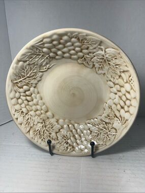 Embossed Grape Motif Ceramic Bowl - Cream
